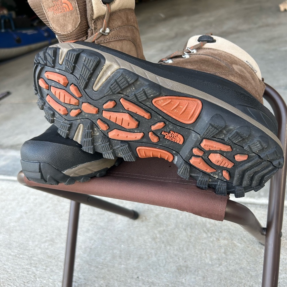 The North Face 200 gram Heatseeker insulated Men's snow or hiking boots - Picture 6 of 9